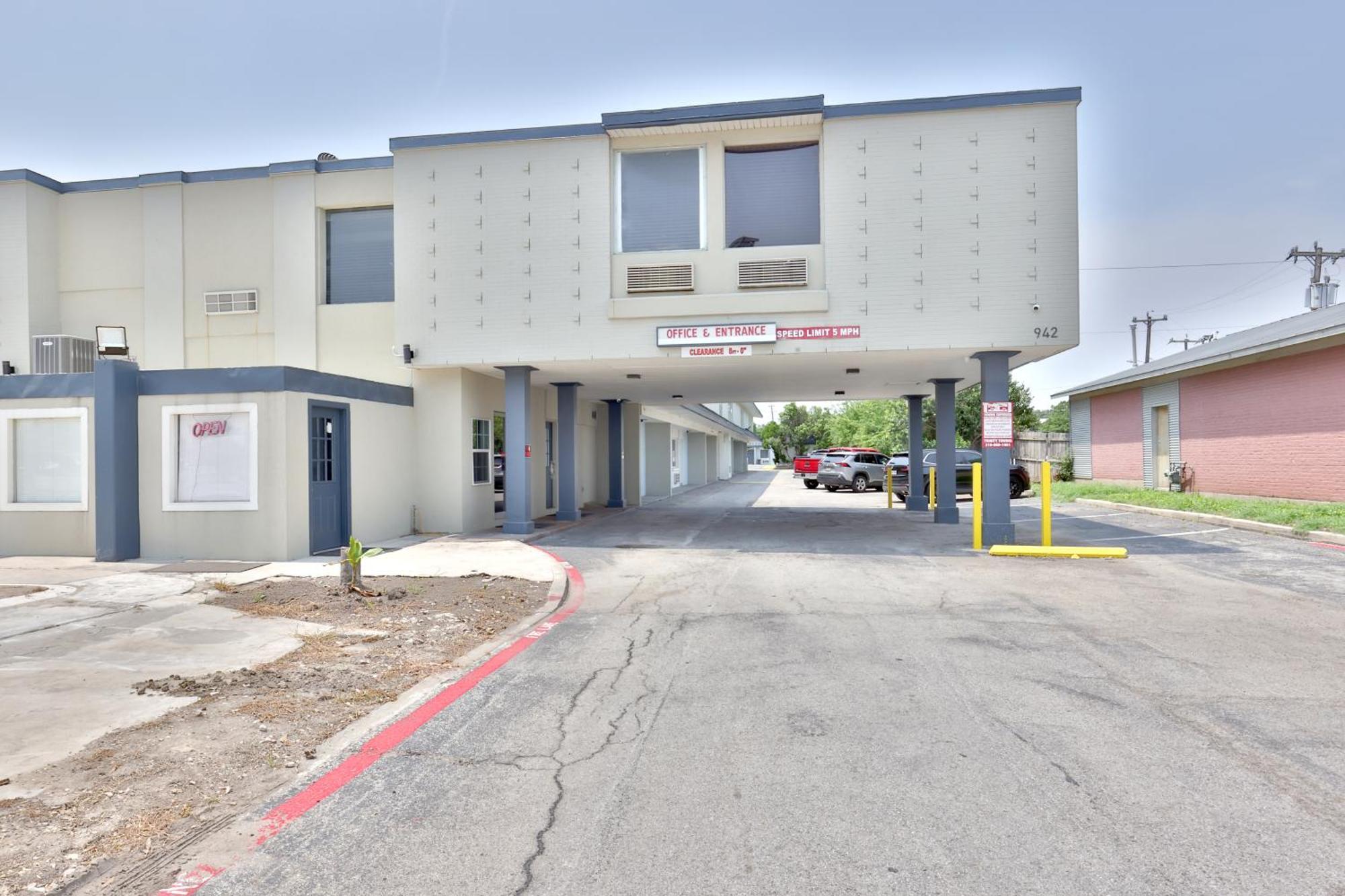 Americas Best Value Inn San Antonio Airport South Экстерьер фото