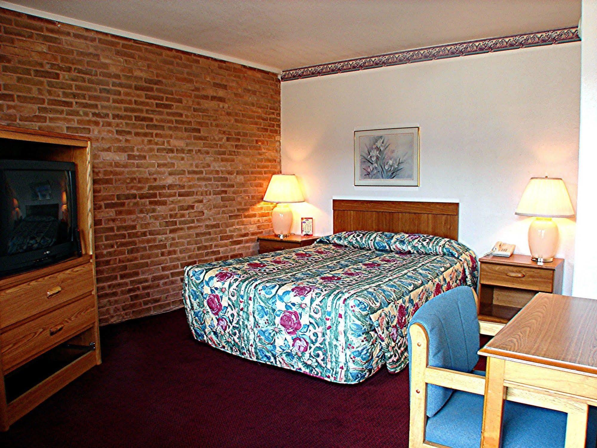 Americas Best Value Inn San Antonio Airport South Номер фото